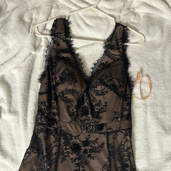 LARA Design Black Lace Prom/ Hoco Dress Size 6 - Picture 5 of 11